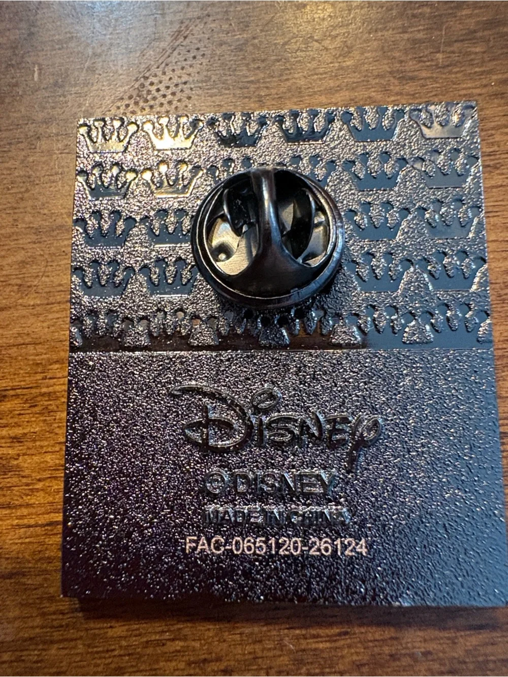 Disney Lion King Loungefly Pin- Yellow & Red
